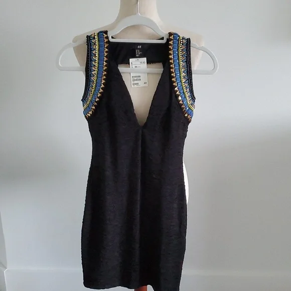 H&M | Dresses | H M Ruched Bodycon Mini Dress Size Xs Beautiful Beading Around Neckline Nwt | Poshmark H&M | Dresses | H M Ruched Bodycon Mini Dress Size Xs Beautiful Beading Around Neckline Nwt | Poshmark